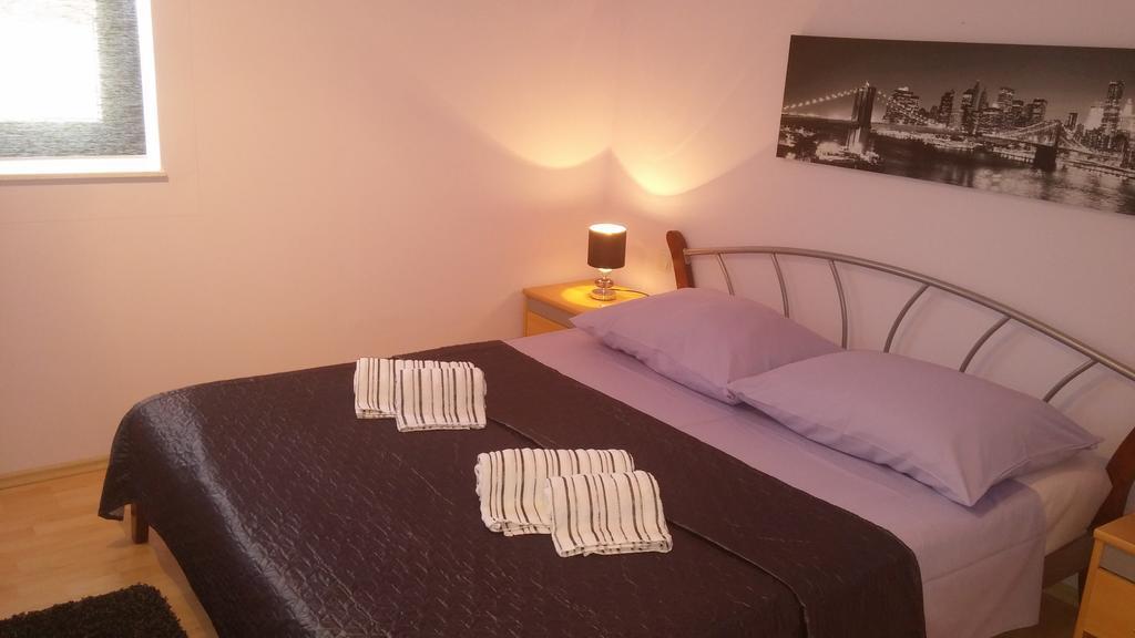 Apartments Roncevic Zara Camera foto