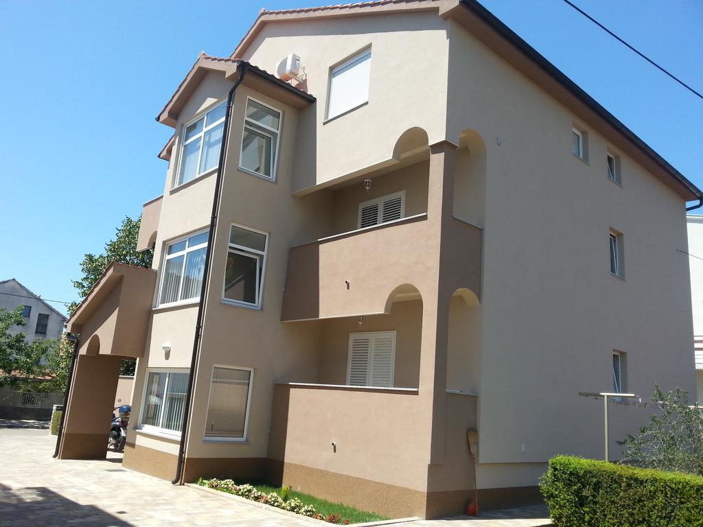 Apartments Roncevic Zara Camera foto